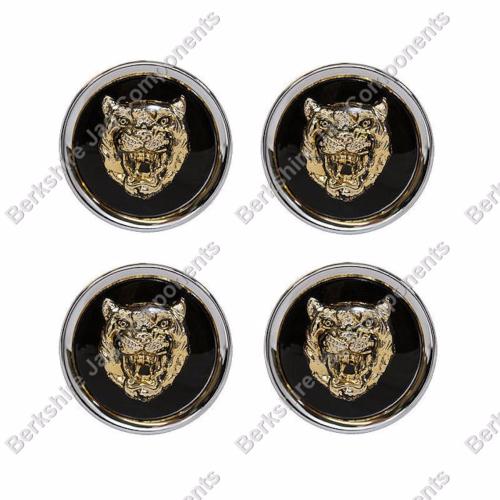 Alloy Wheel Badges Black/Gold MNA6249FA-S
